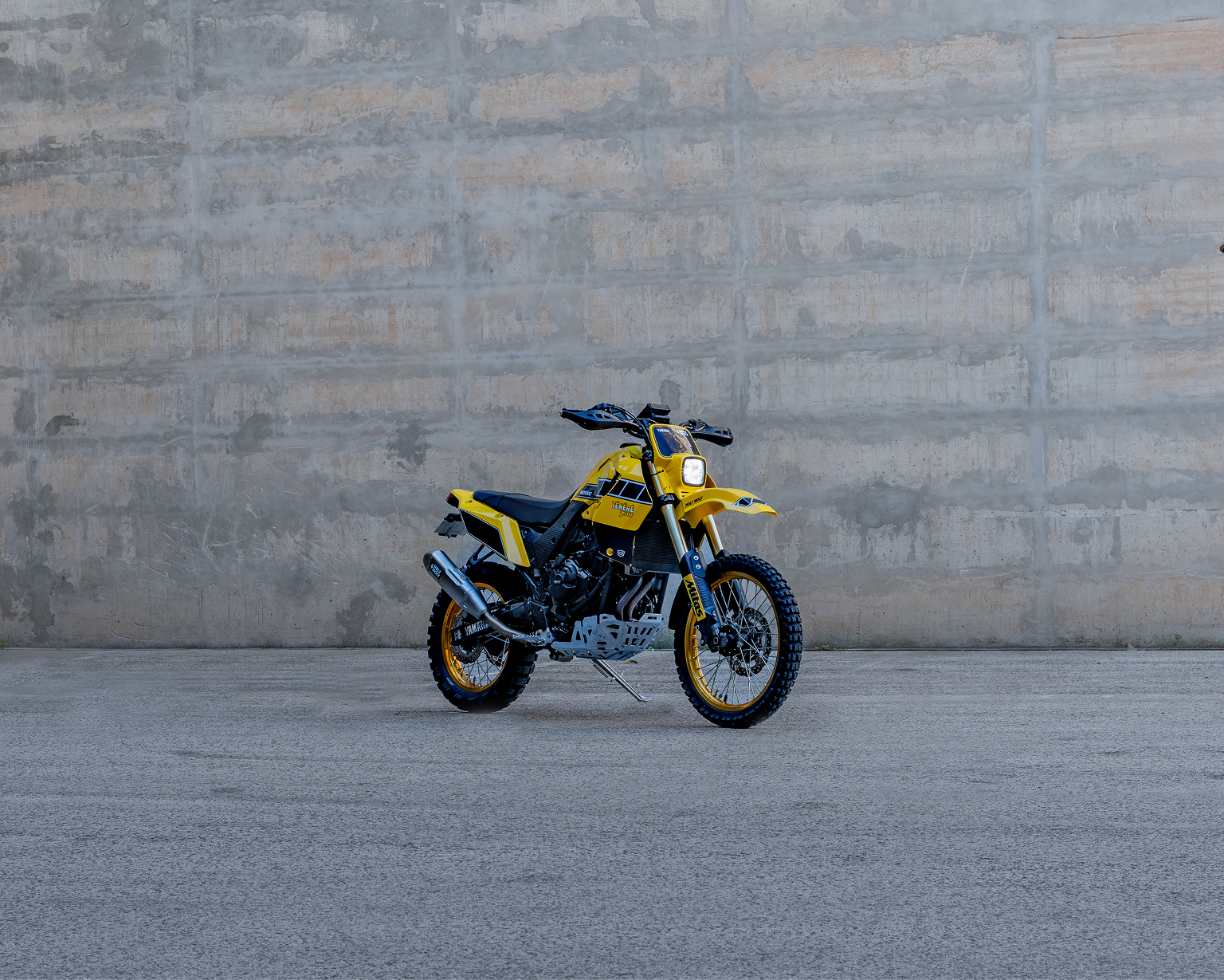 IT Yellow