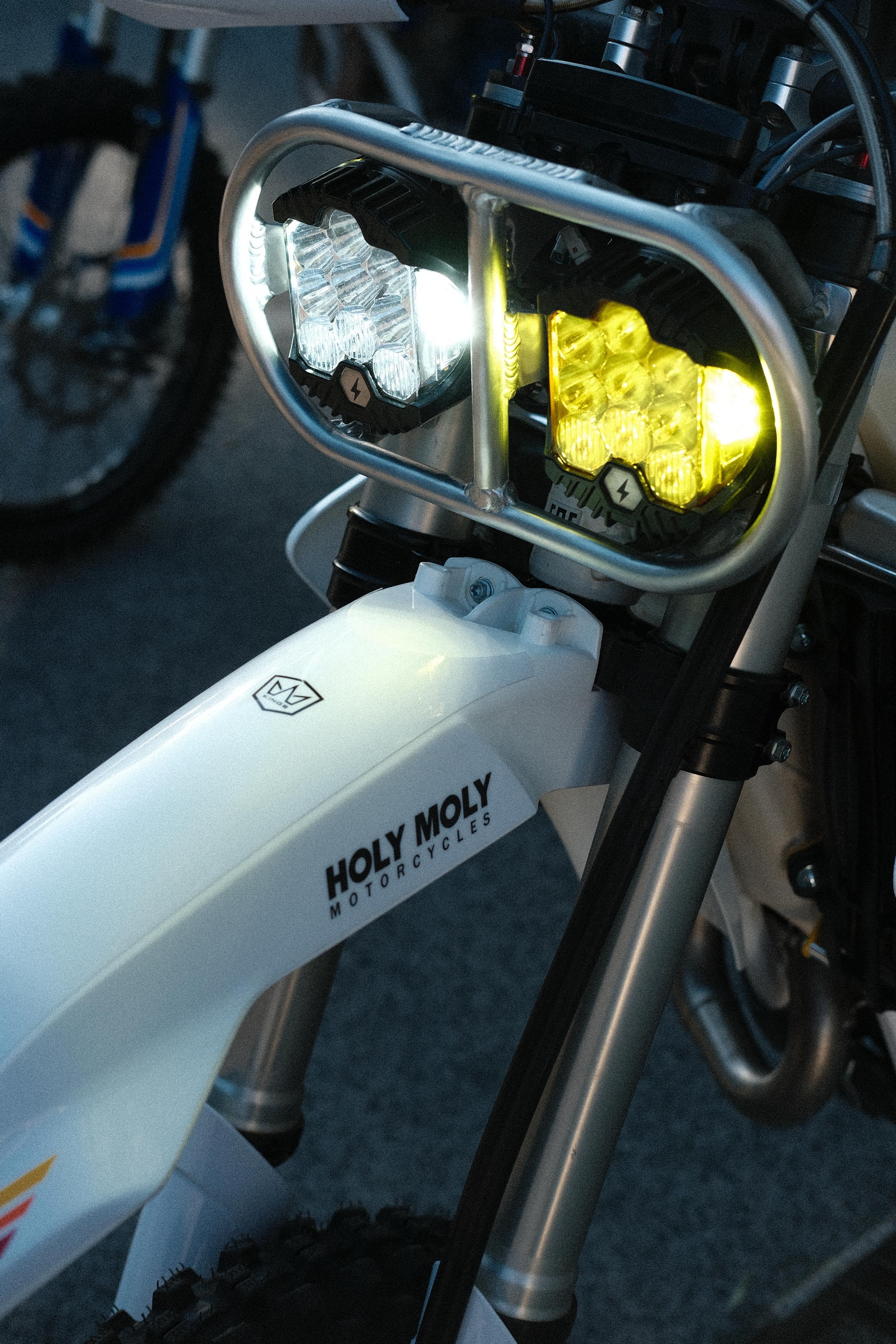 Brushed aluminium Baja universal headlight