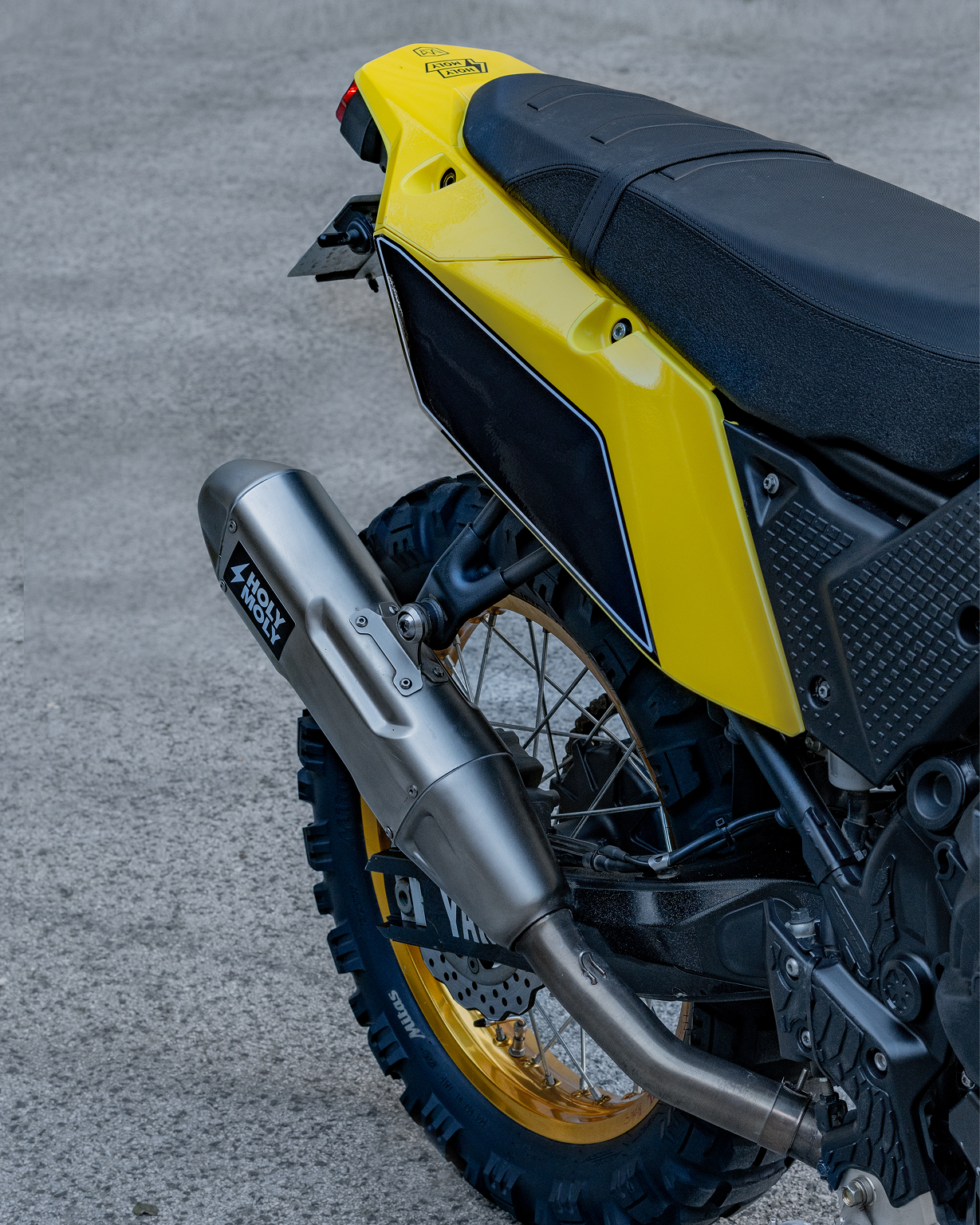 IT Yellow